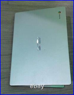 ASUS Chromebook C423NA-EC0153 14 8Go de Ram, Intel Celeron N3350, 1.1 GHz, 64Go