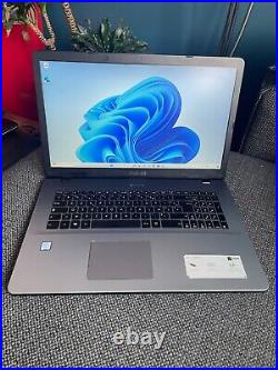 ASUS VivoBook 17 R702UA-BX560T i3-6006U 8Gb SSD 512 Go Windows 11