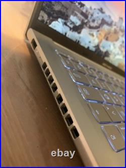 ASUS VivoBook M1403Q Ryzen 5 5600H 16 Go RAM SSD 512 Go Windows 11