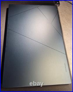ASUS Zenbook 15 OLED UM3504DA Ryzen 7 7735u /32Go DDR5/ 1TO SSD état parfait