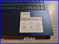 ASUS Zenbook 15 OLED UM3504DA Ryzen 7 7735u /32Go DDR5/ 1TO SSD état parfait