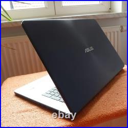 Asus R702 VivoBook ICECOOL 17 pouces HDPLUS l 256 Go SSD Windows 11 HDMI Asus R702 VivoBook ICECOOL 17 pouces HDPLUS l 256 Go SSD Windows 11 HDMI