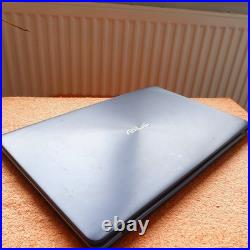 Asus R702 VivoBook ICECOOL 17 pouces HDPLUS l 256 Go SSD Windows 11 HDMI