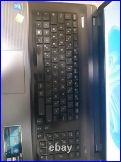 Asus R900V-K95VM/Grand Ecran 18''. 4 Fulll HD/ Core I7 /Ram 32Go /SSD 5To
