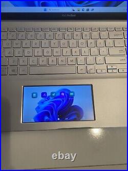 Asus VivoBook S532FA CPU i7 10th gen SSD 512 / RAM 12 / Pavé tactile avec écran Asus VivoBook S532FA CPU i7 10th gen SSD 512 / RAM 12 / Pavé tactile avec écran