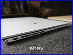 Asus Zenbook S13 OLED UM5302TA Ryzen 7 6800U SSD 1To 16 Go 2,8K tactile