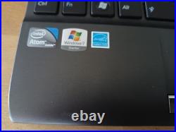 Eee PC Asus Flare série win7starter HDMI + accessoires + souri + pochette