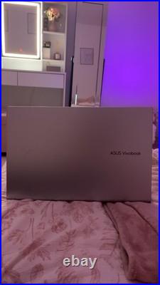 Ordinateur portable Asus Vivobook 15 i3 11e gen / 16 Go RAM Comme neuf