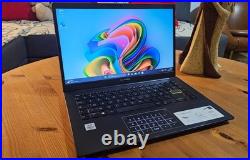 PC Asus / i3-10110U / Ram 8go / SSD 256go