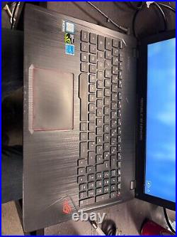 PC Portable Asus G553V Geforce GTX 1050 I7-7700HQ 16GO RAM SSD 128/ 1000 GO
