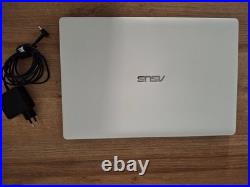 PC portable ASUS X553M Ecran 16 SSD 256 Go 8 Go RAM Windows 11