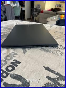 Pc portable Asus vivobook x17 i7-1255u ssd 512go ram 16go Windows 11