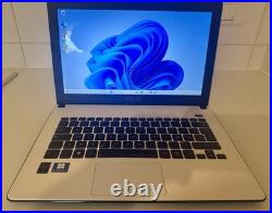 Ultra book Asus X301A Core I3 (Souris S/fil Offerte) Ultra book Asus X301A Core I3 (Souris S/fil Offerte)